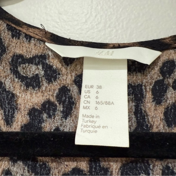 H&M | Leopard Wrap Midi Dress 6 - Picture 9 of 11